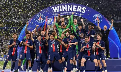 PSG lift its first ever Champions League title with record-breaking final win over Inter