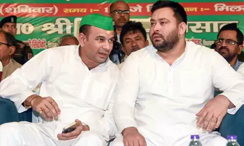 After expressing devotion to his parents, Tej Pratap now showers blessings on Tejashwi Yadav
