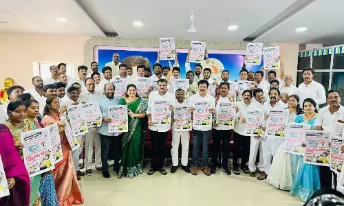 YSRCP leaders launch ‘Vennupotu Dinam’ poster
