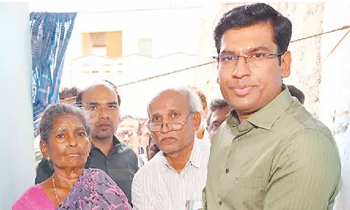 Essential commodities distribution starts at fair price shops