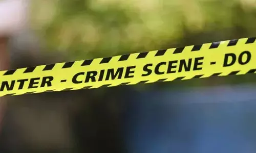 Alarming Incident in Pune: Intruder Targets Home, Leaves Message Alarming Incident in Pune: Intruder Targets Home, Leaves Message