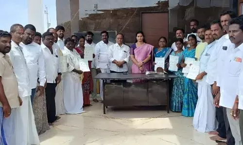 CM Relief Fund Brings Hope: Sarithamma Distributes Rs 2.41 Lakh to Needy Patients in Gadwal