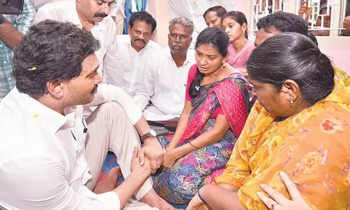 Law and order failed in State, alleges Jagan Law and order failed in State, alleges Jagan