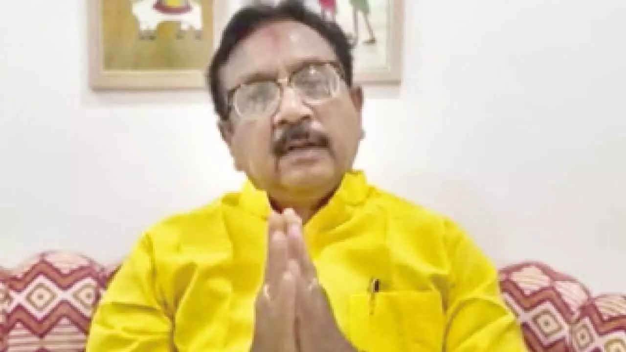 MP Minister Shah courts another row