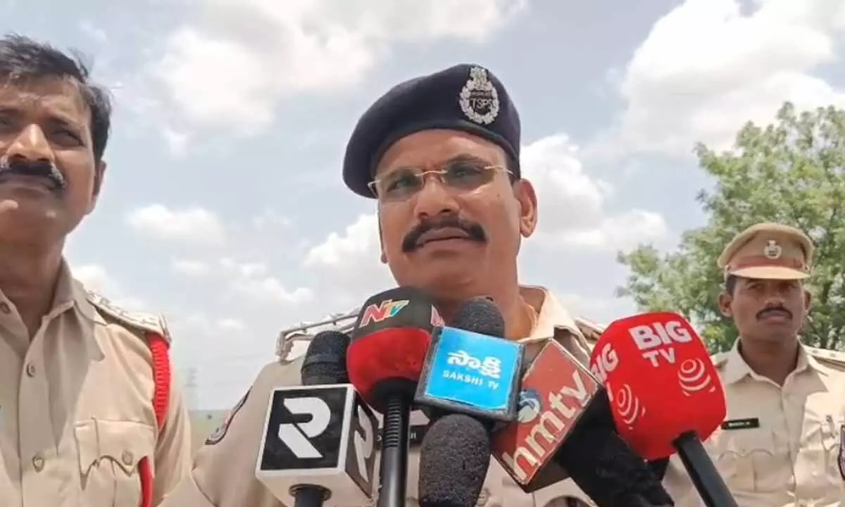 Massive Protest Turns Violent Against Ethanol Factory in Jogulamba Gadwal District Massive Protest Turns Violent Against Ethanol Factory in Jogulamba Gadwal District