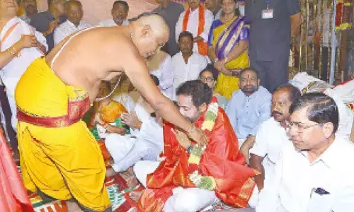 Union Minister takes part in Brahmotsavam of Lord Balaji