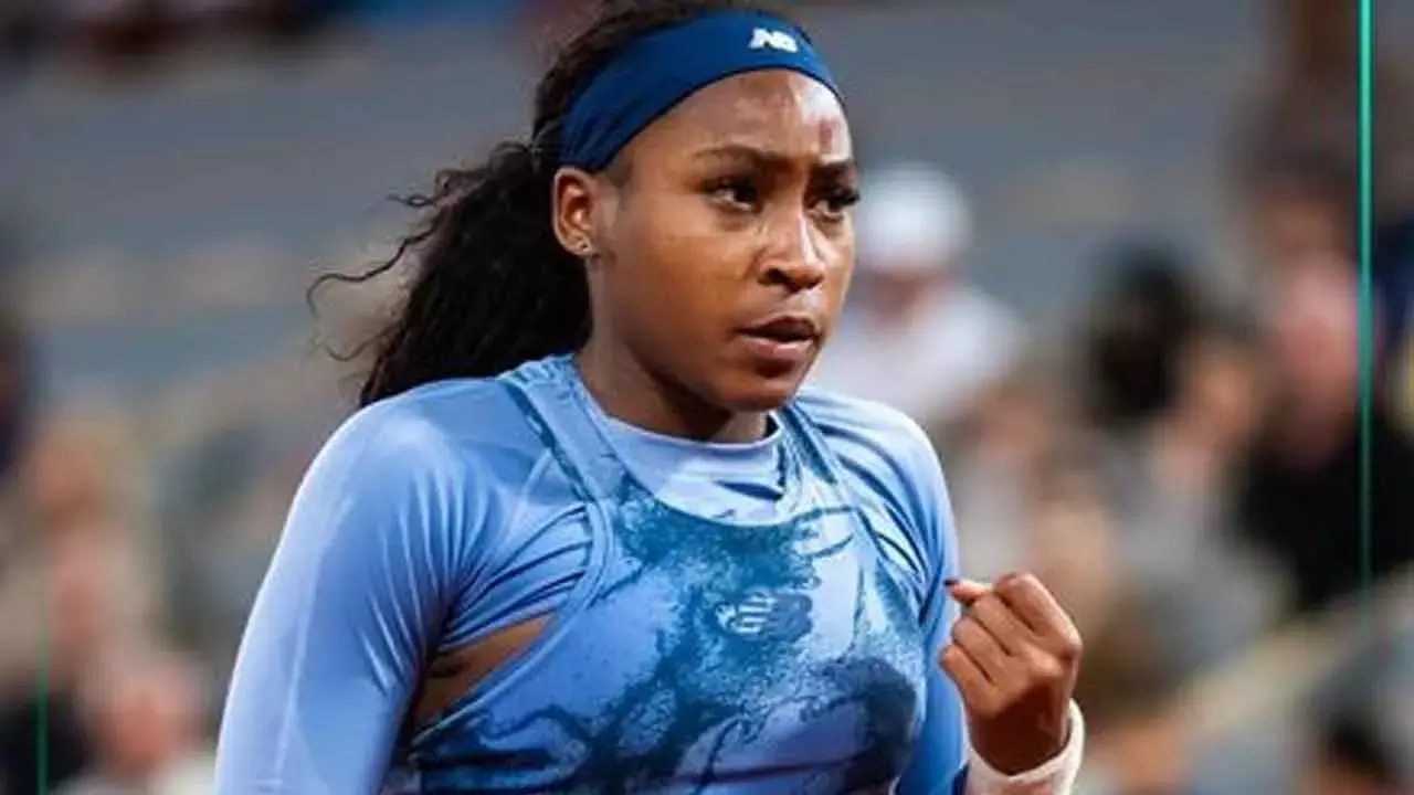 Coco Gauff outlasts Keys in three-set battle to reach semis