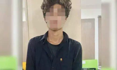 Hyderabad: Teen held for impersonating officials