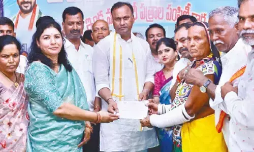 Current house layouts not suitable for the poor: MLA K Rajgopal Reddy