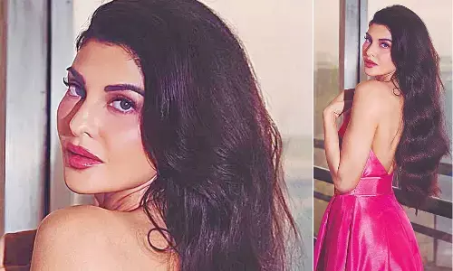 Jacqueline Fernandez turns heads in pink gown