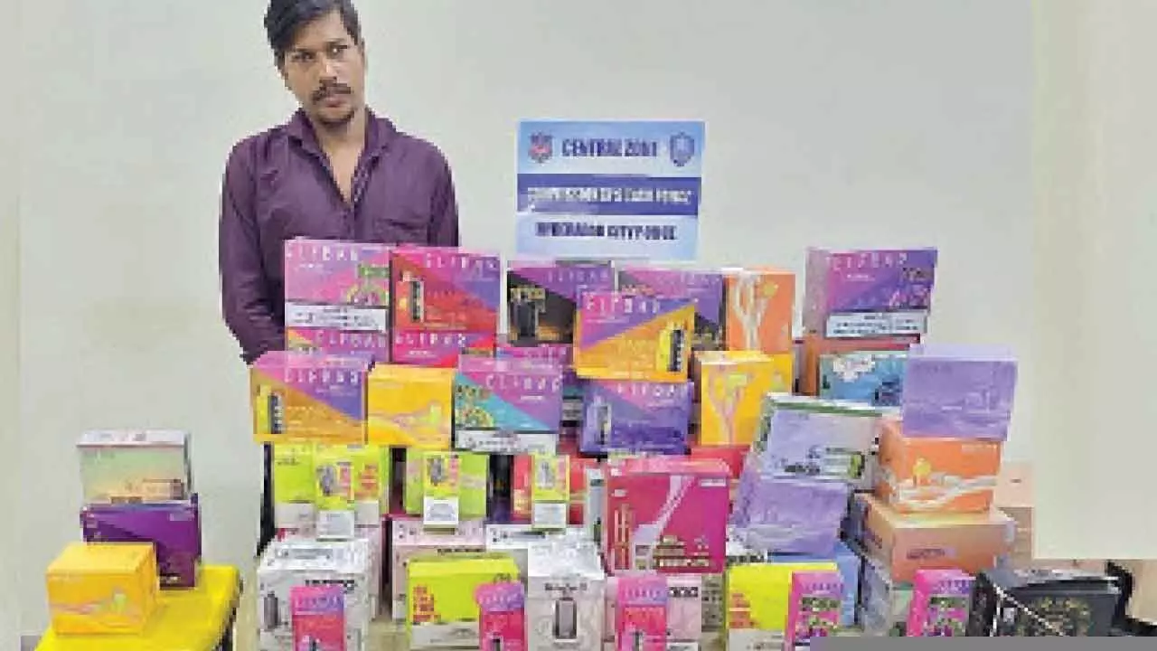 Man arrested, 670 e-cigarettes worth Rs 21 lakh seized Man arrested, 670 e-cigarettes worth Rs 21 lakh seized