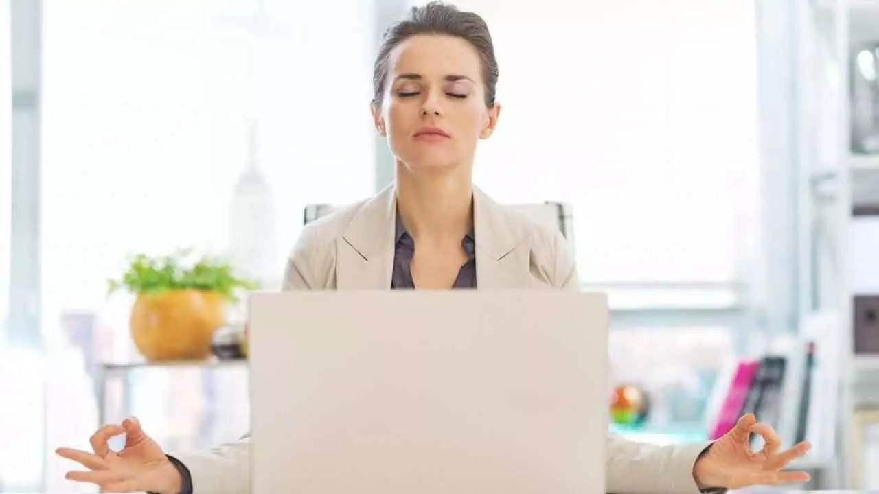 Mental health and career: How to balance growth with well-being Mental health and career: How to balance growth with well-being