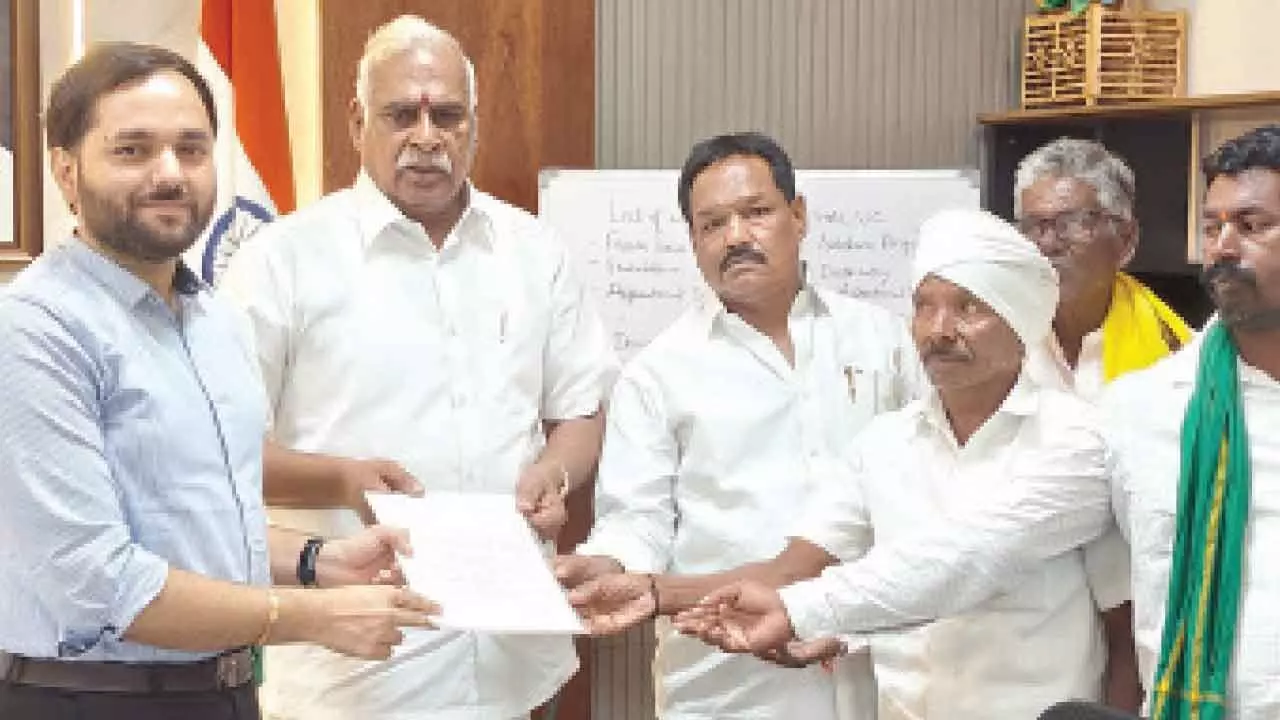 Tribals up in arms against establishment of Tiger Zone Tribals up in arms against establishment of Tiger Zone