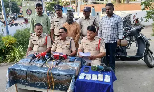 Hundi theft accused arrested, cash recovered