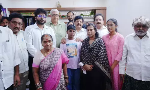 Pawan extends financial help of `50L to Madhusudan’s family