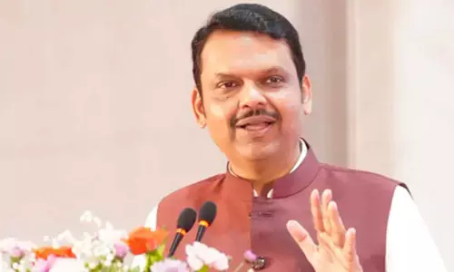 Political temperatures rise as Maha CM pens retort to Rahul Gandhis match-fixing claims