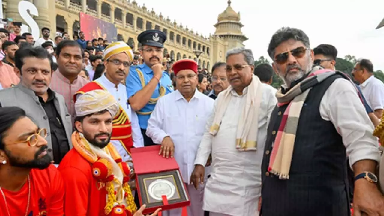 Dont know who invited Governor to RCB players felicitation event at Vidhana Soudha: Ktaka Dy CM