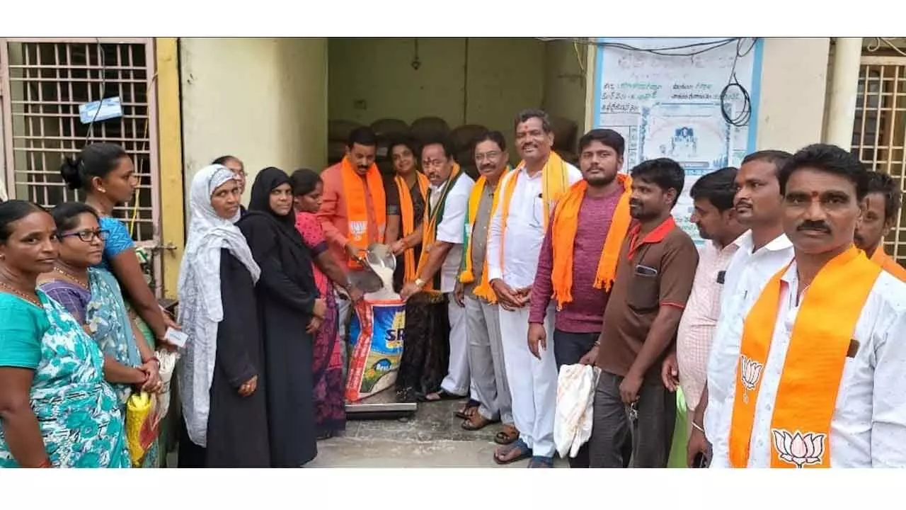 Three-Month Ration Rice Distribution a Reality Under Modi Government: BJP District President RamAnjaneyulu Three-Month Ration Rice Distribution a Reality Under Modi Government: BJP District President RamAnjaneyulu