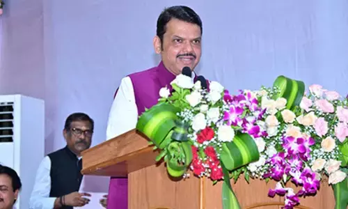 Mumbra railway accident: Maha CM orders probe, announces compensation of Rs 5 lakh to kin of deceased