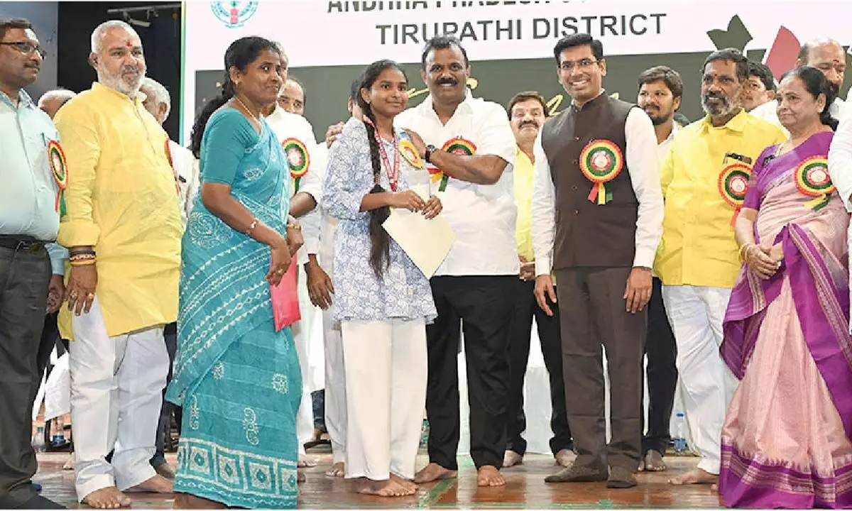 ‘Shining Stars’ awards presented to top students in Tirupati, Chittoor ‘Shining Stars’ awards presented to top students in Tirupati, Chittoor