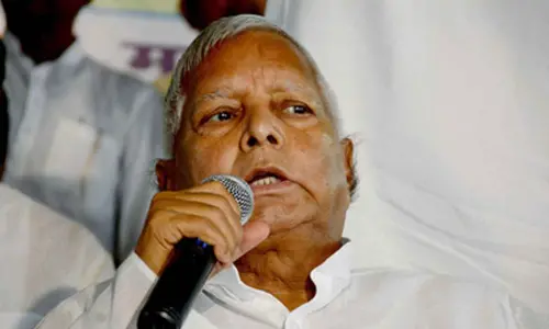 Lalu slams Nitish over rising crime in Bihar, cites 65,000 murders under his rule