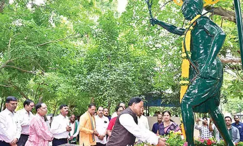 Odisha pays tribute to Birsa Munda