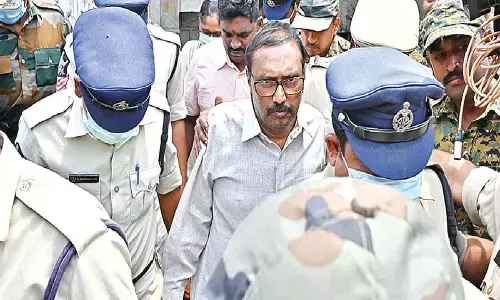 14 days remand for Kommineni