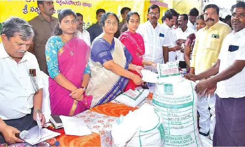 CM committed to farmers’ welfare: Minister Savitha