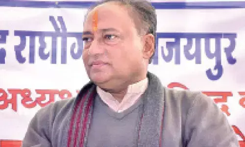 Congress expels Laxman for 6 yrs