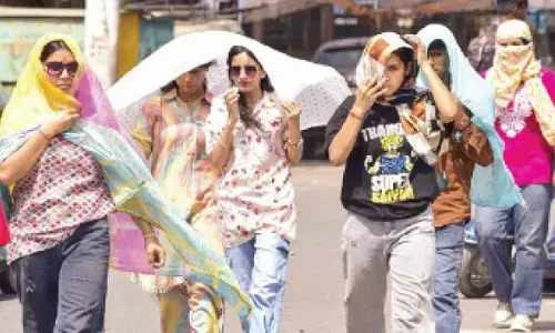 Heatwave: People asked to stay indoors during peak hours