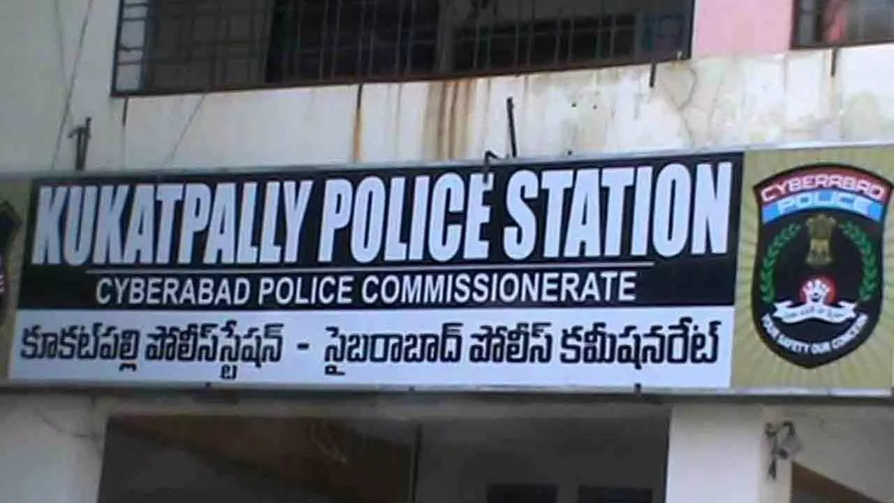 Police hold cordon and search op in Kukatpally Police hold cordon and search op in Kukatpally