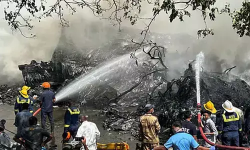 Over 200 feared killed in Air India flight crash
