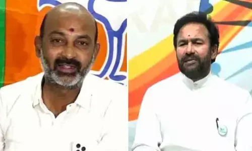 Kishan, Bandi offer condolences over plane crash