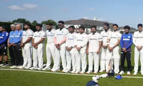 Indian Cricket Team Wears Black Armbands to Honor Ahmedabad Plane Crash Victims