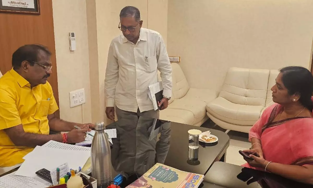 MLA urges Minister to begin water supply works to Peruru project MLA urges Minister to begin water supply works to Peruru project