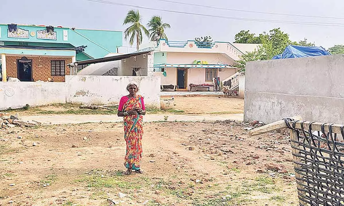Indiramma housing scheme going off track in Wanaparthy? Indiramma housing scheme going off track in Wanaparthy?