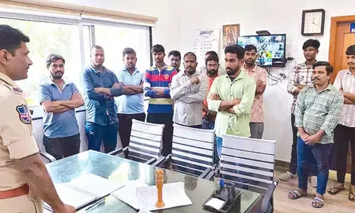 CI counsels business owners operating at night