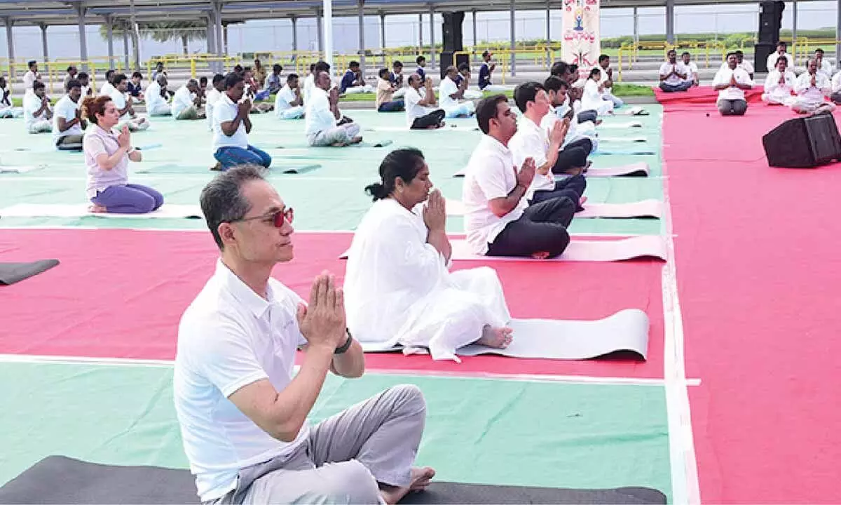 Yoga builds physical and mental strength: Minister Savita