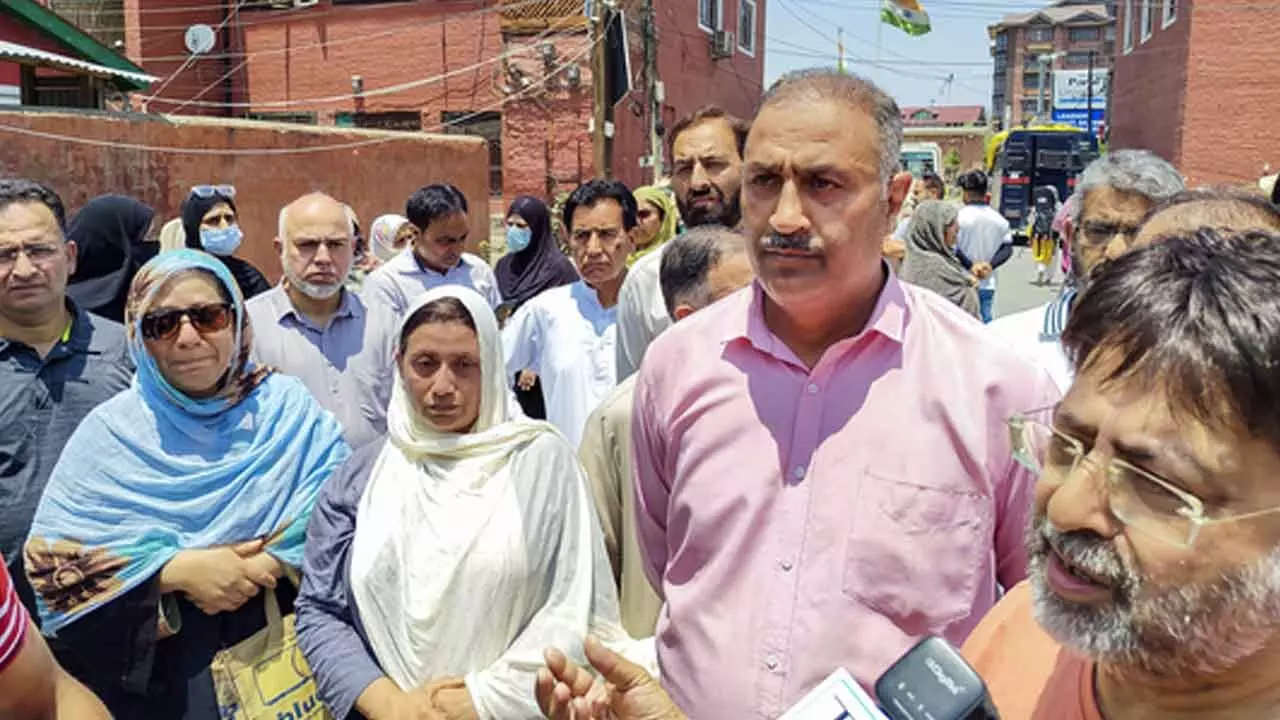 India relocates students in Iran India relocates students in Iran