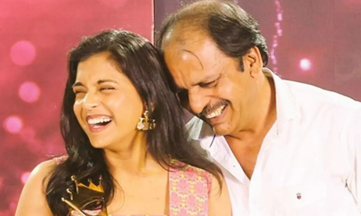 Sumbul Touqeer’s father opens up about sacrificing his acting career for his daughters Sumbul Touqeer’s father opens up about sacrificing his acting career for his daughters