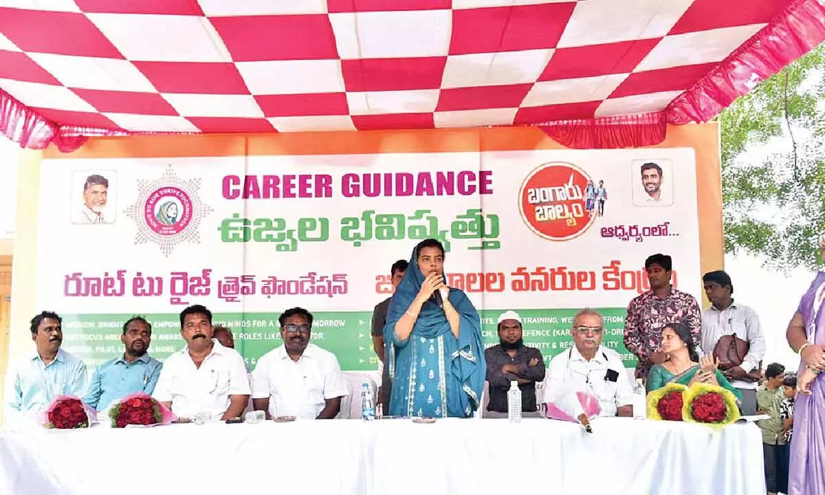 Collector emphasises career awareness among students Collector emphasises career awareness among students