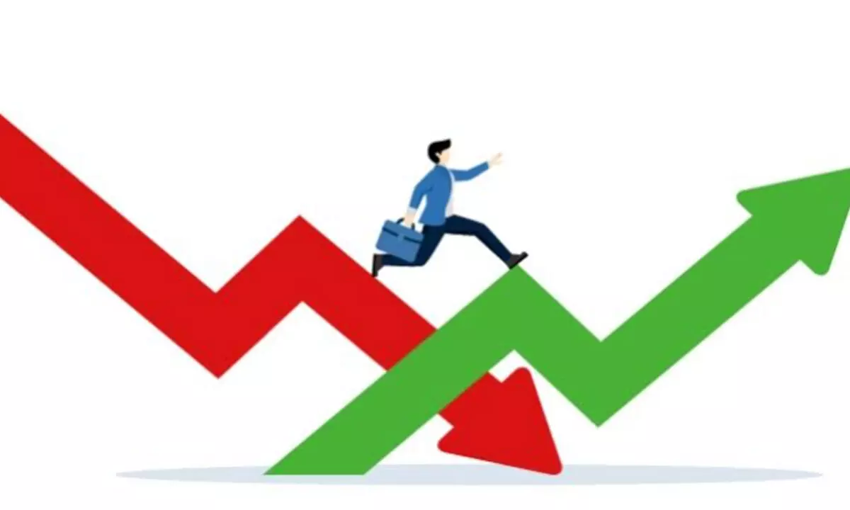 Nifty 50 vs Nifty Midcap: Which Index Should You Watch in a Volatile Market? Nifty 50 vs Nifty Midcap: Which Index Should You Watch in a Volatile Market?