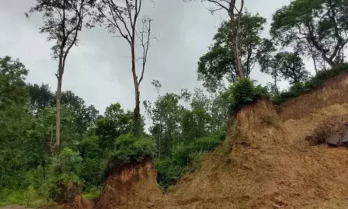 Illegal mining near Harangi Dam poses threat