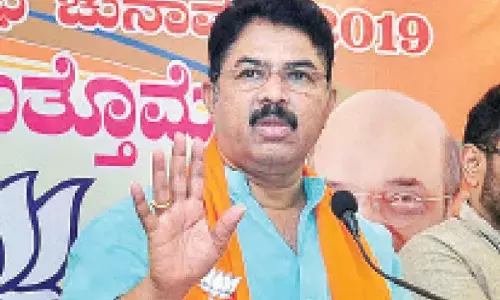 HC takes suo motu case as no one trusts govt: LoP