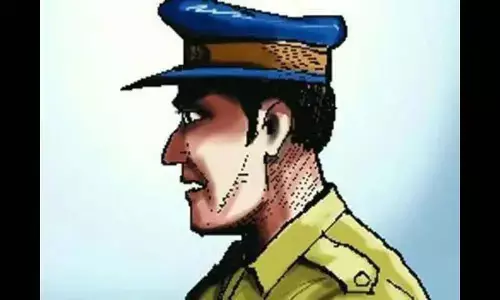 Top Court Criticizes Tamil Nadu Over Senior Police Officers Treatment