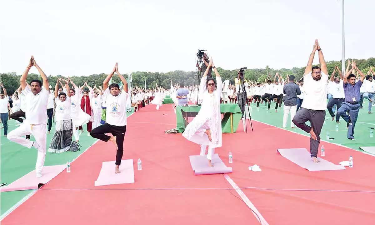 ANU hosts grand yoga session ANU hosts grand yoga session