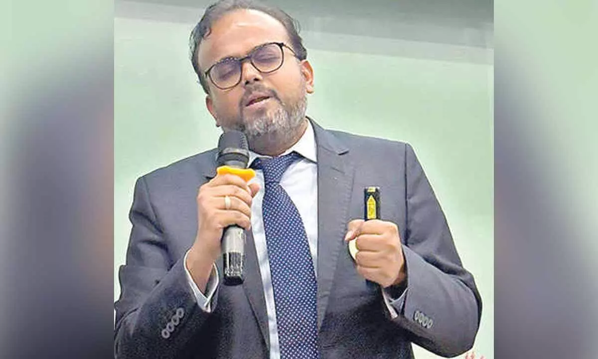 Jitesh receives acclaim at global homoeo meet Jitesh receives acclaim at global homoeo meet