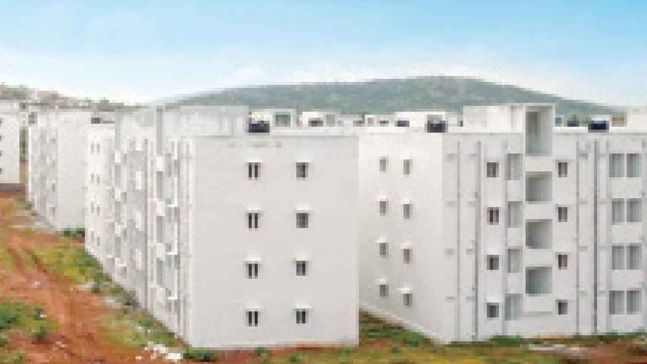 Minister Distributes Indiramma Housing Allotment Letters
