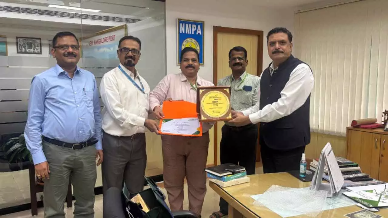 New Mangalore Port presented with Greentech Global Environment Award