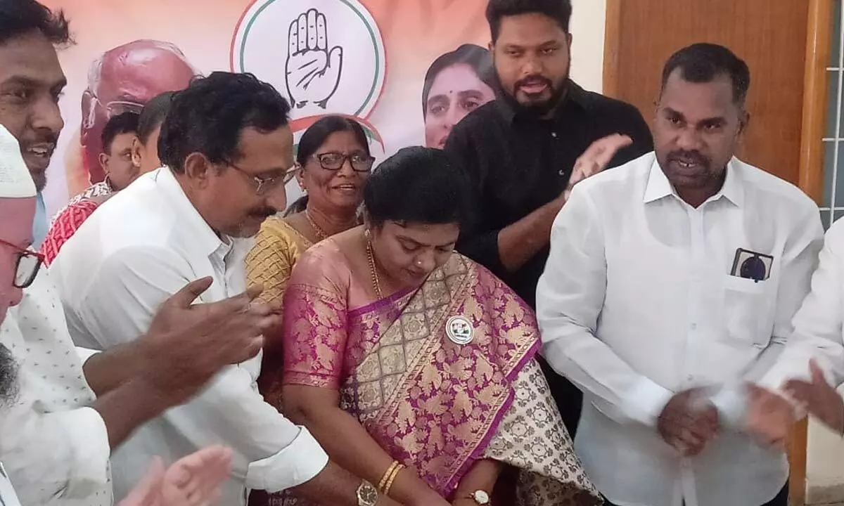 Congress Celebrates Rahul Gandhis Birthday in Kadapa Congress Celebrates Rahul Gandhis Birthday in Kadapa